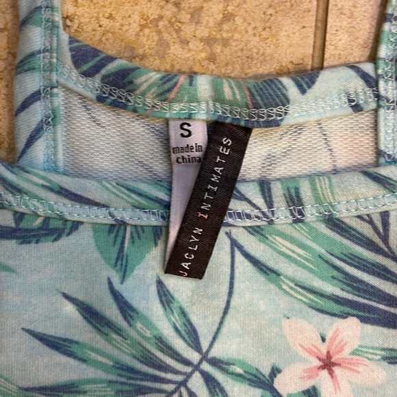 Jacklyn Intimates small - Picture 2 of 2